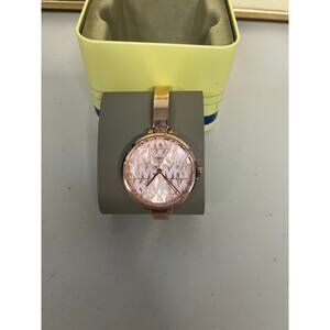 Michael Kors MK4679 Naia Rose Gold-Tone Logo Watch